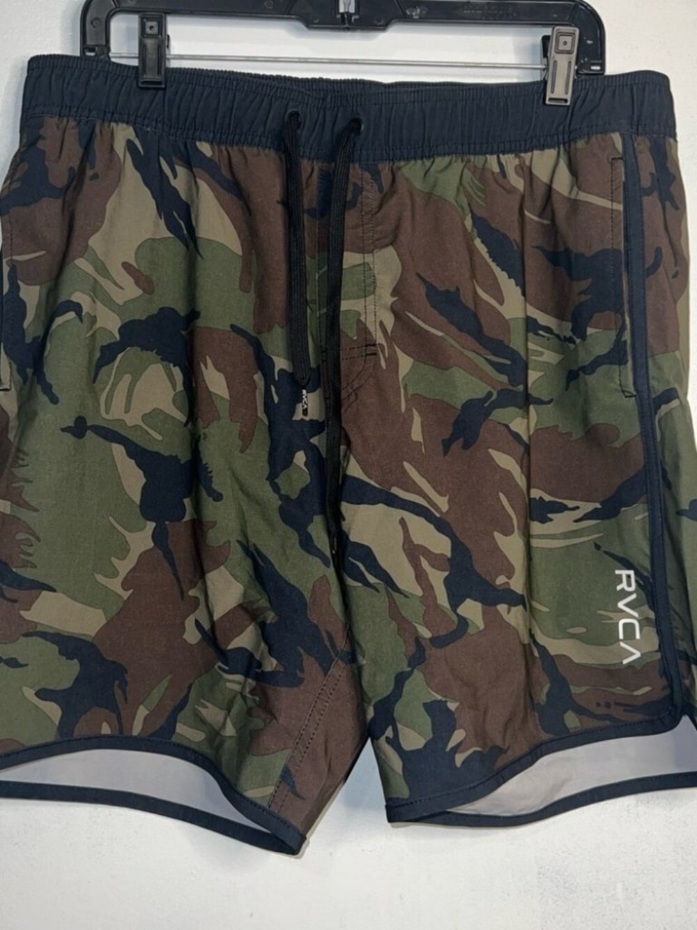 RVCA Camo Yogger Shorts Mens Camouflage Green Black Stretch